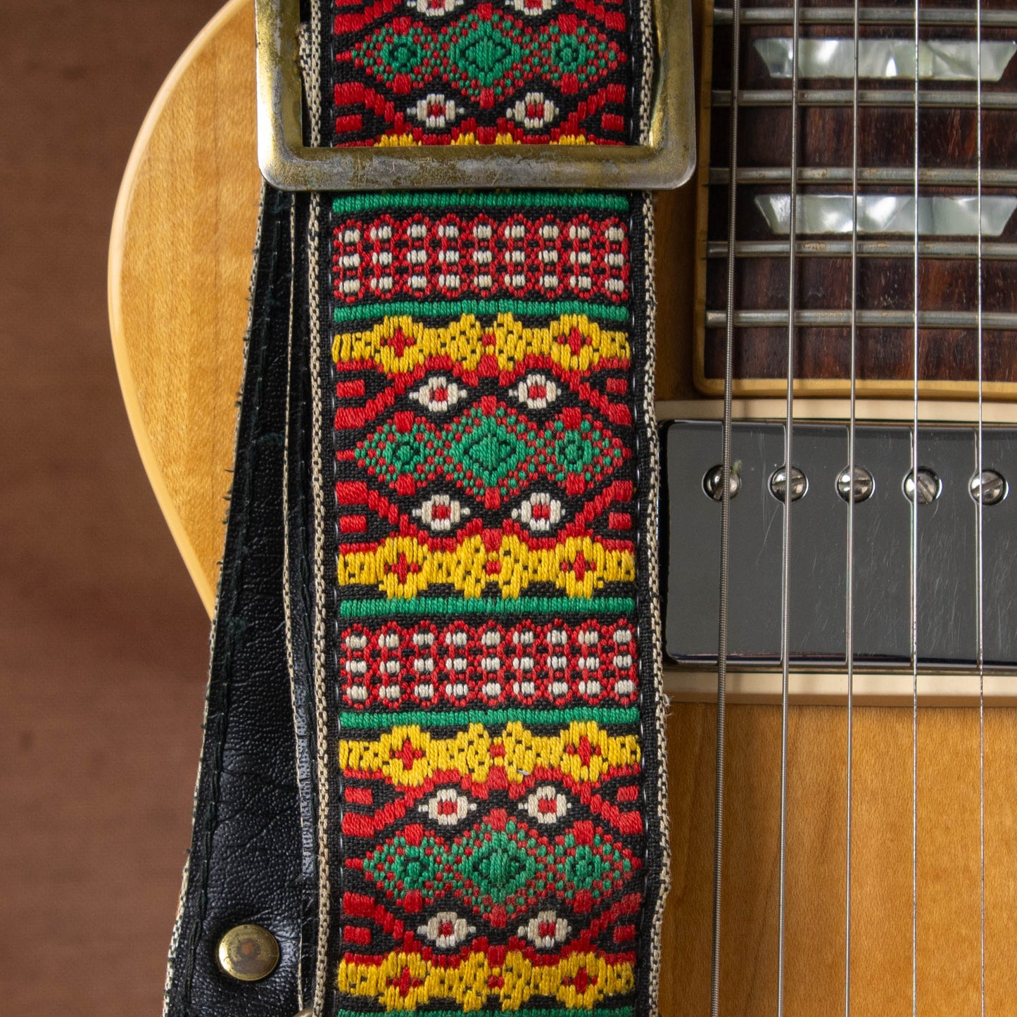 Vintage Geometric Print Strap