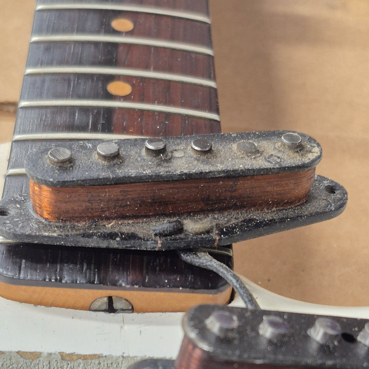 1964 Fender Stratocaster – Body Refin
