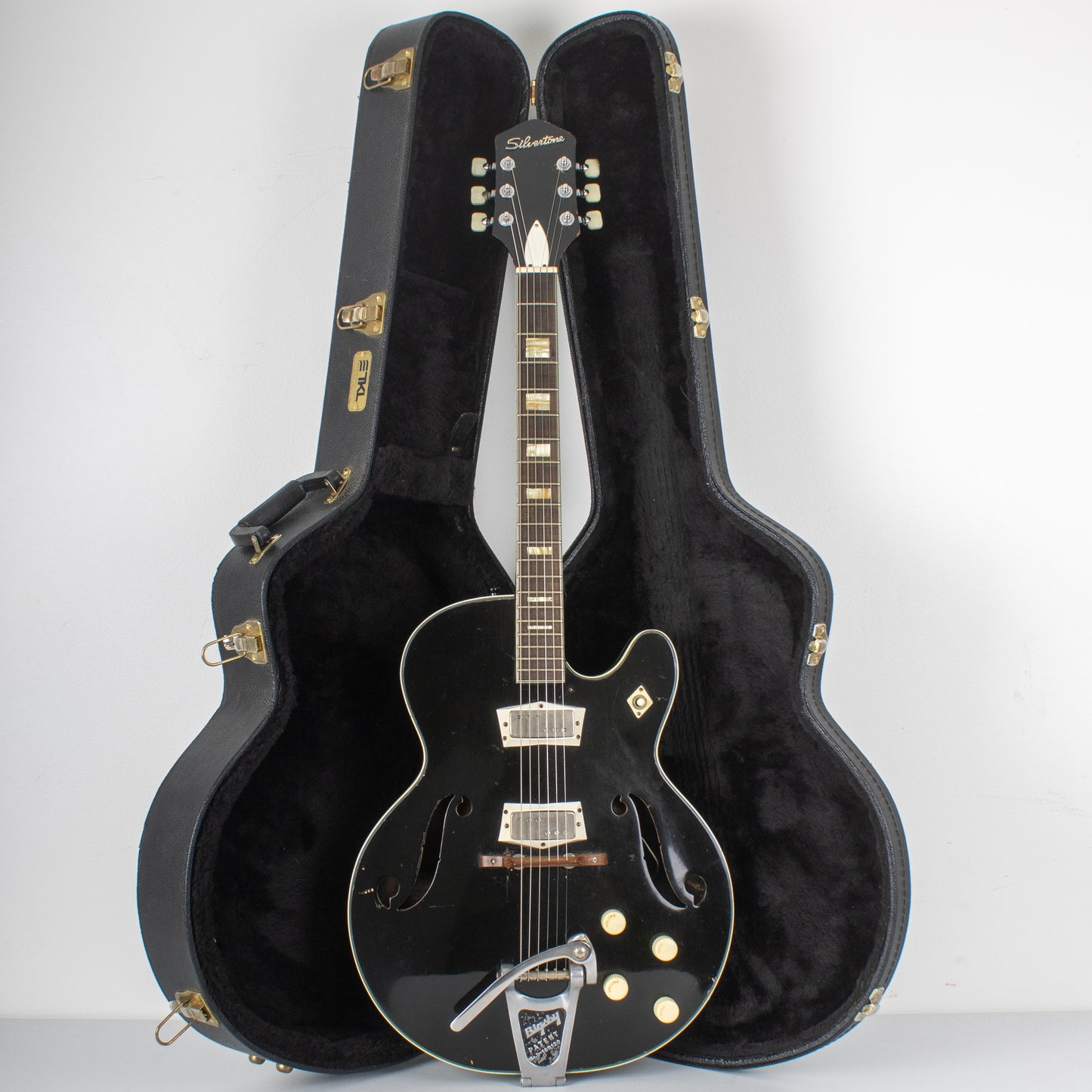 1960s Silvertone 1446