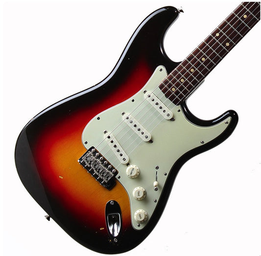 1961 FENDER STRATOCASTER - Garrett Park Guitars
- 1