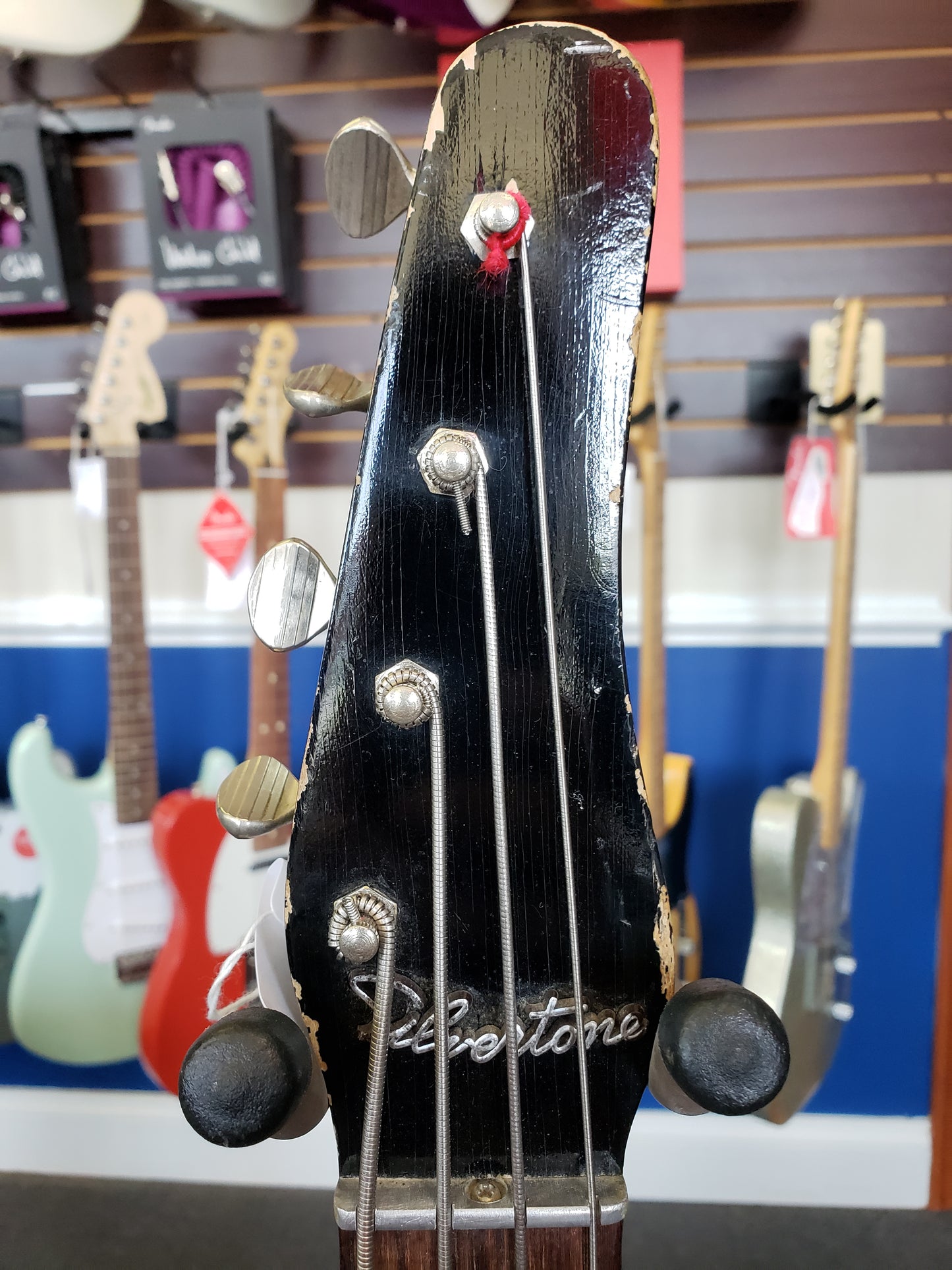 1965 Silvertone Bass 1444