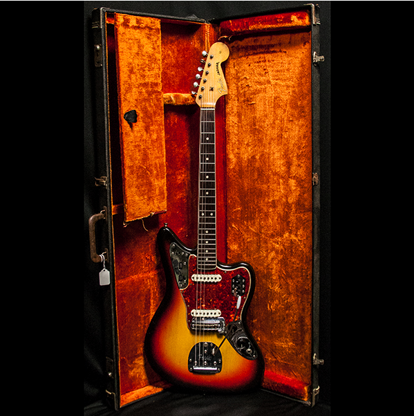 1965 FENDER JAGUAR SUNBURST - Garrett Park Guitars
- 10