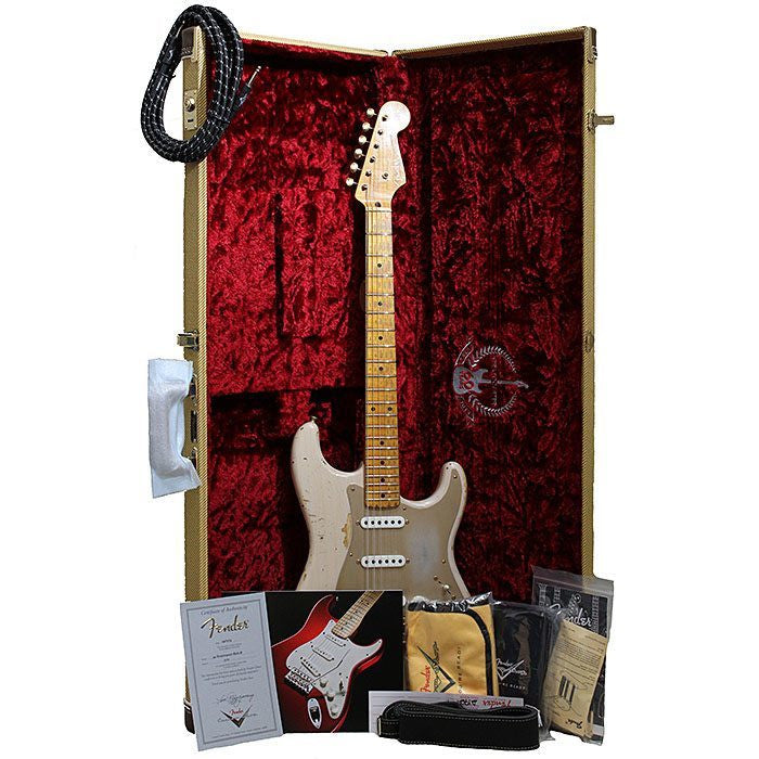 2014 Fender Custom Shop '54 Stratocaster Relic, Dirty Blonde - Garrett Park Guitars
 - 9