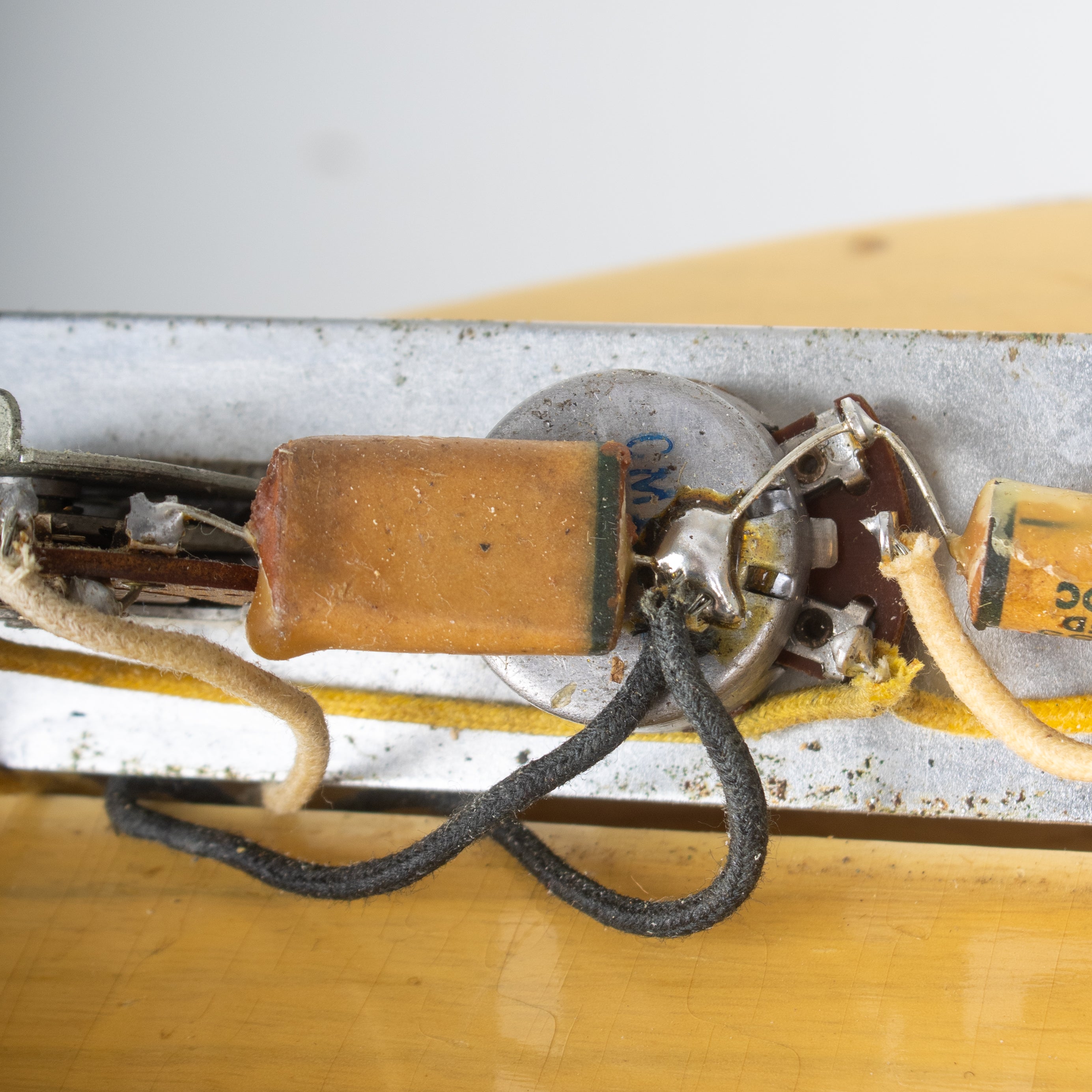 テレ　サーキット 1953 Fender Telecaster – Garrett Park Guitars