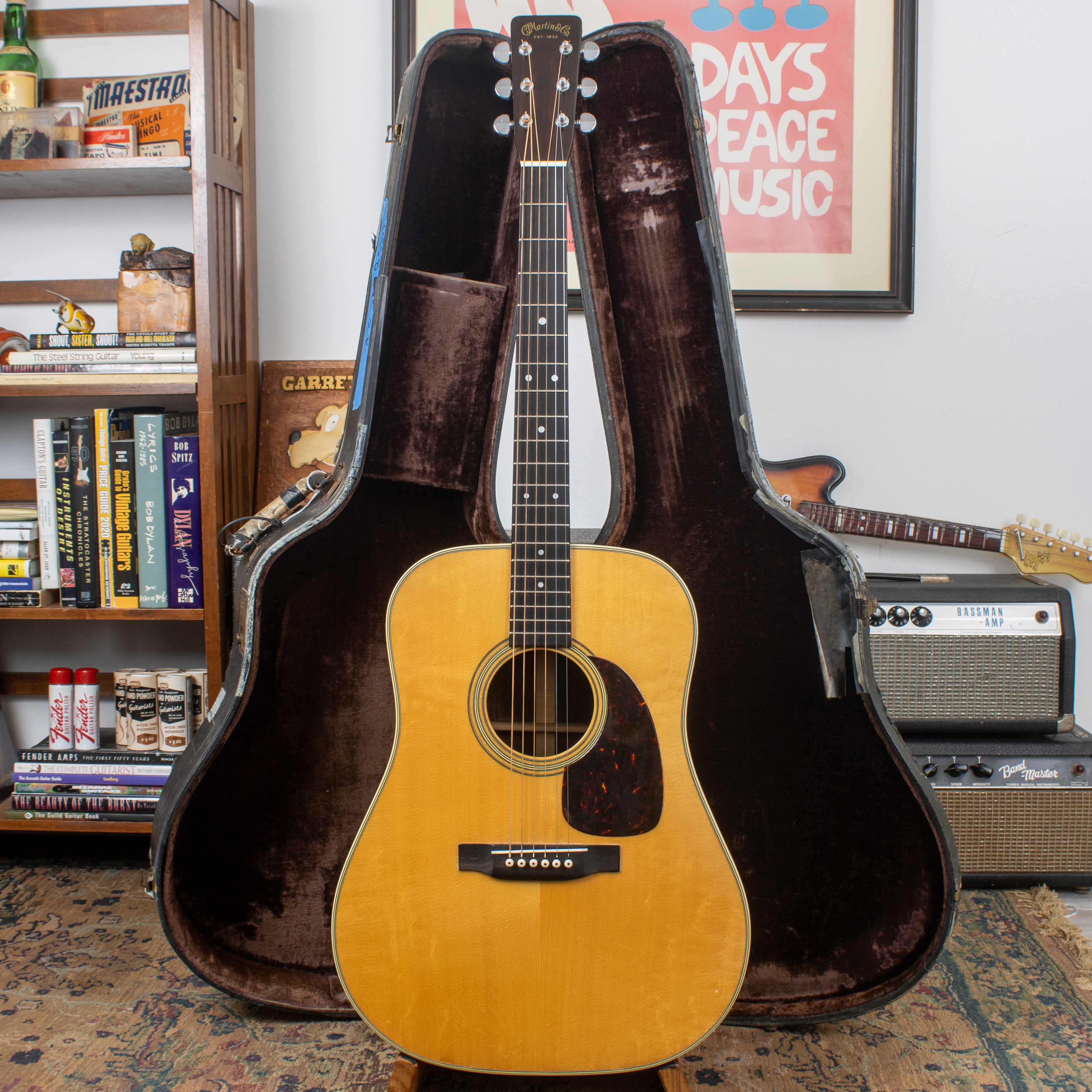 Vintage guitar vol1 丸ごと一冊マーチンD-28 【公式通販】
