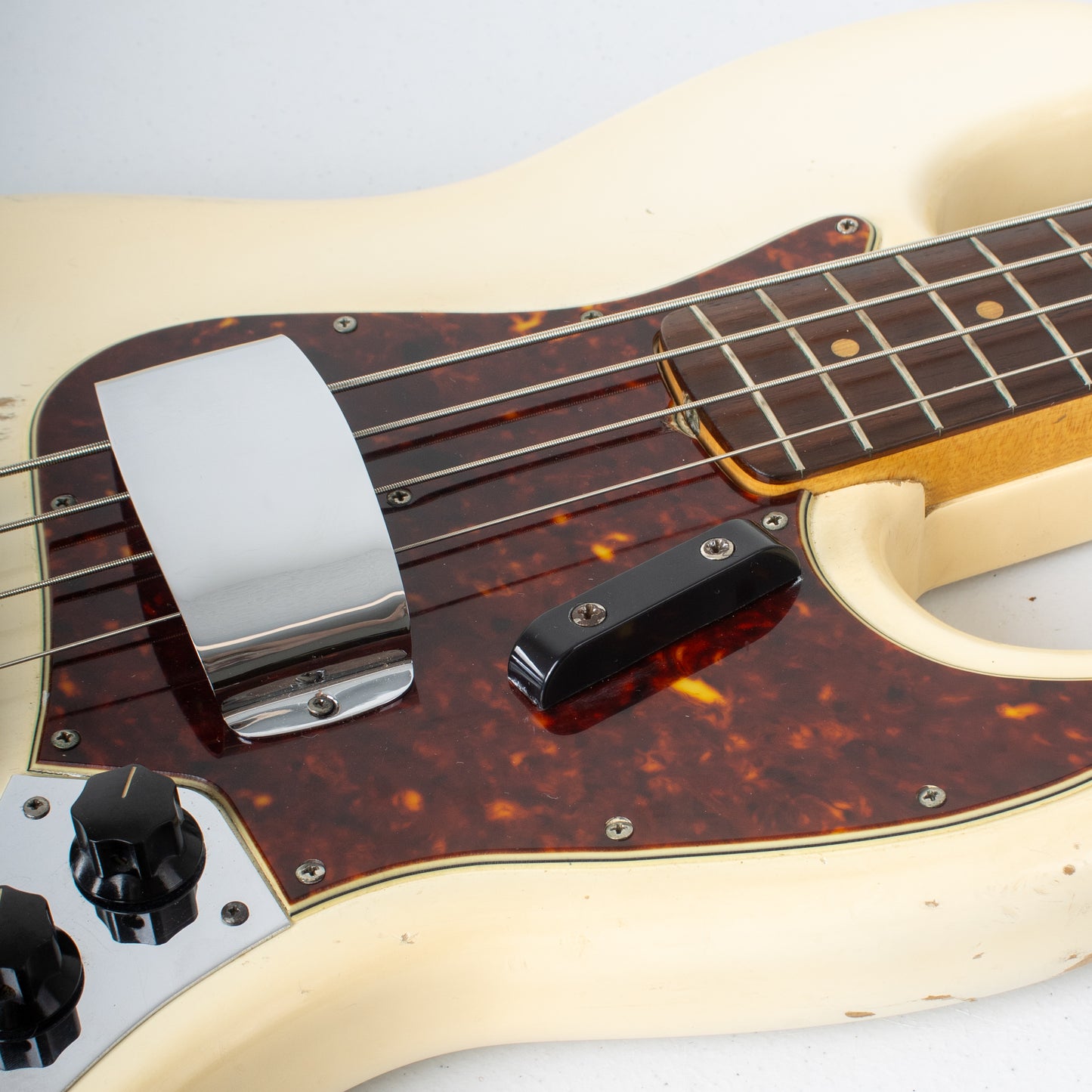 1962 Fender Jazz Bass — Olympic White