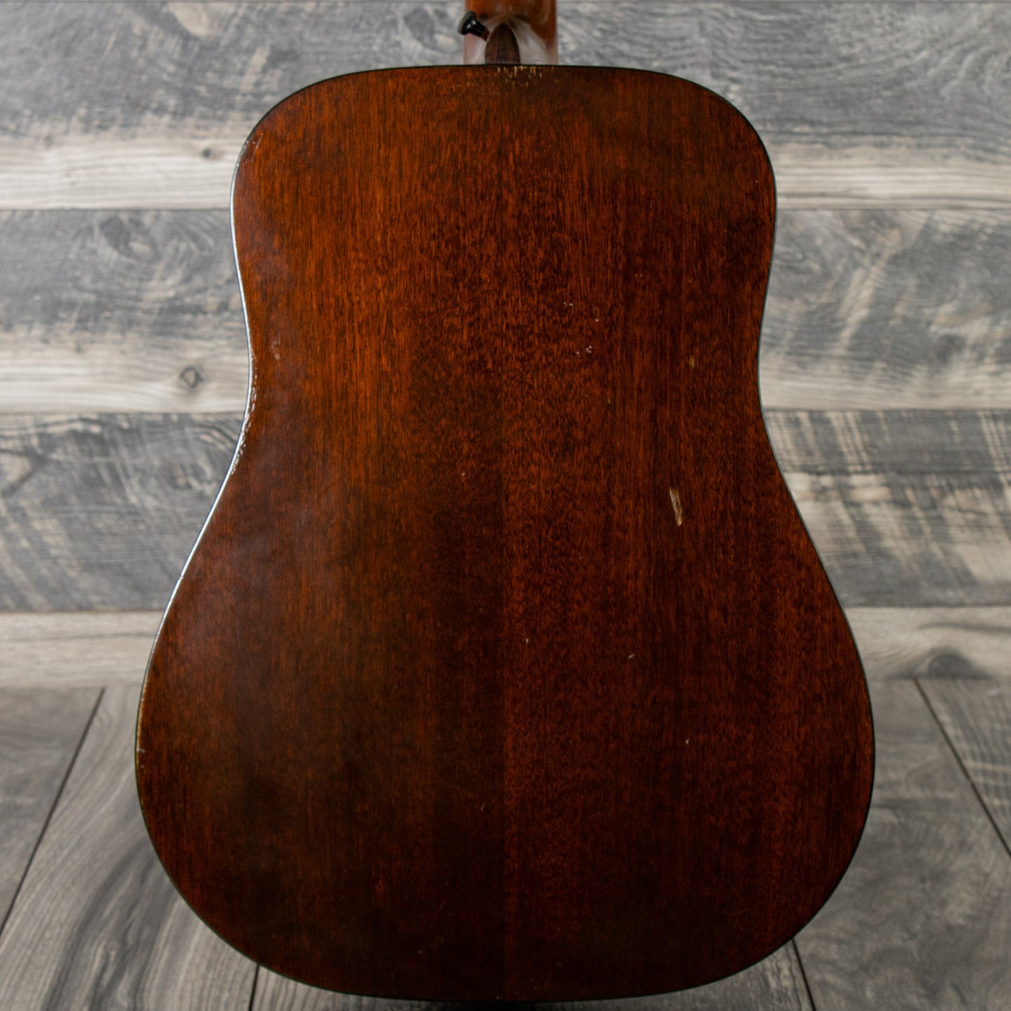 1970 Martin D-18