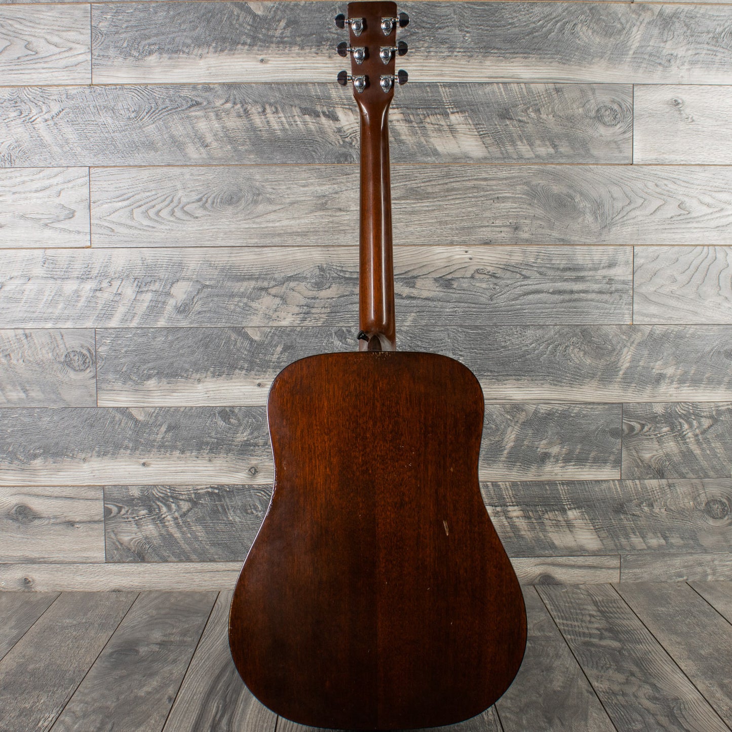 1970 Martin D-18