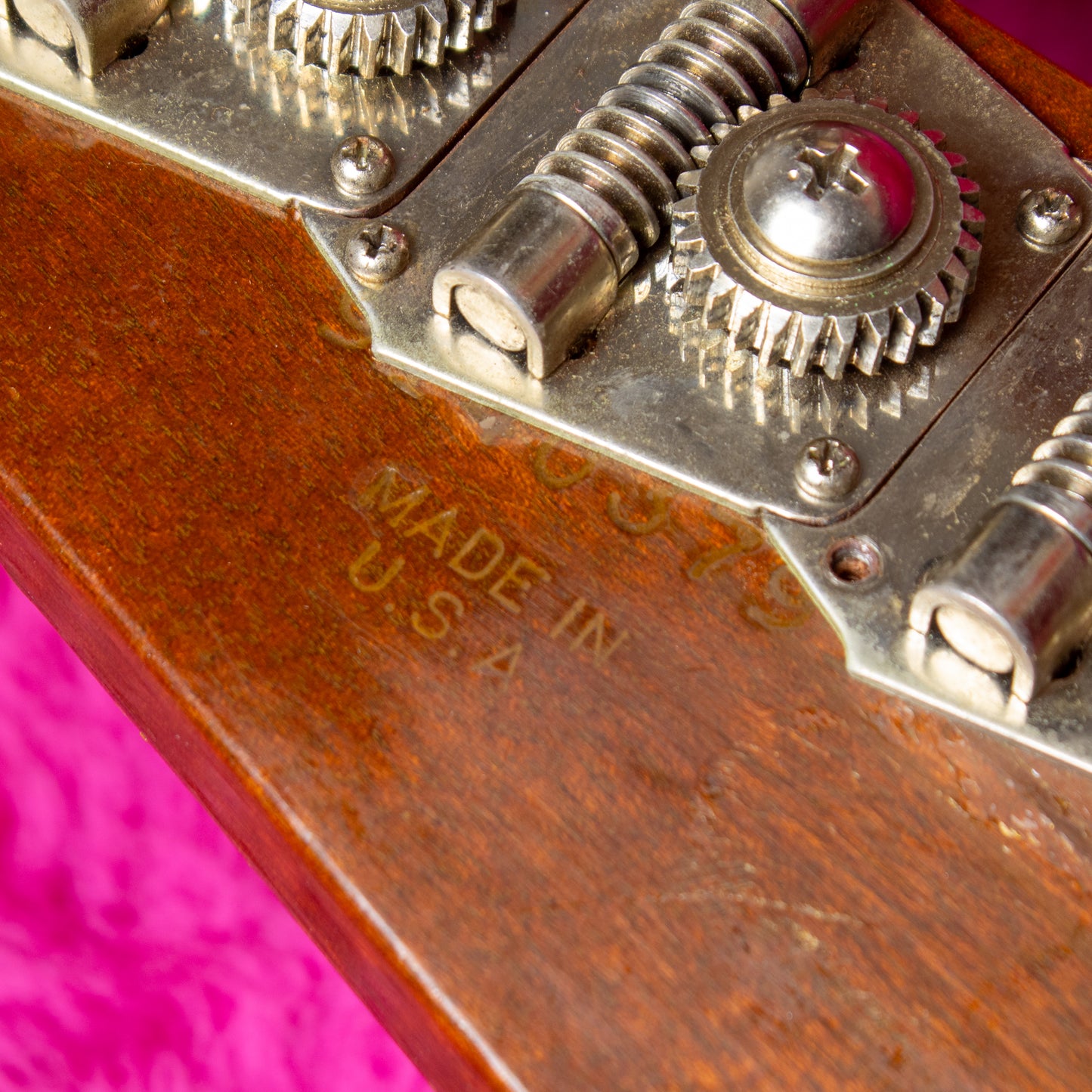 1993 Gibson Thunderbird — Player-Grade