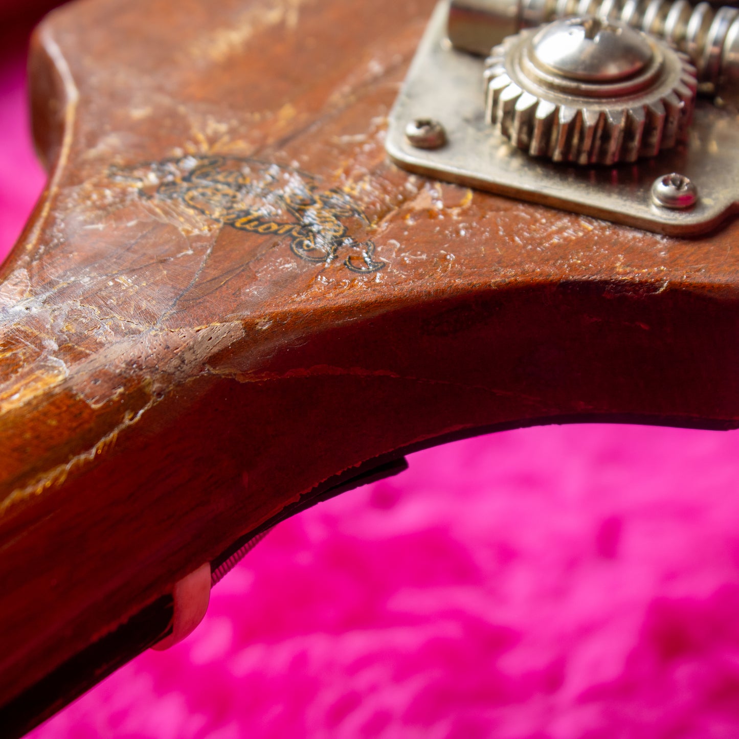 1993 Gibson Thunderbird — Player-Grade