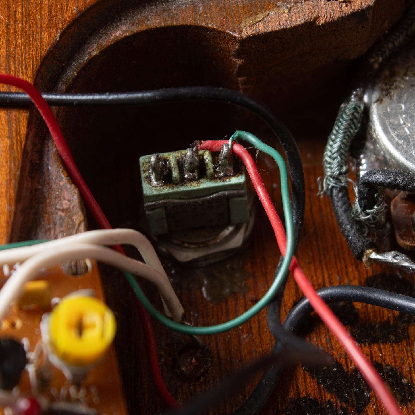 1993 Gibson Thunderbird — Player-Grade