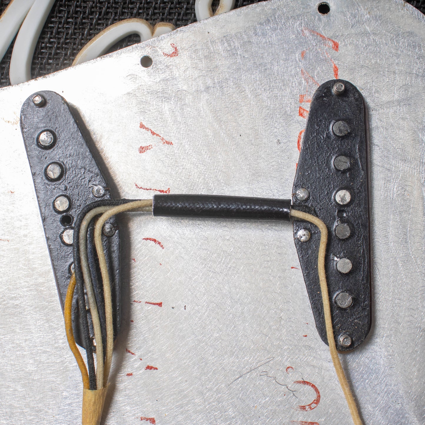 1960 Fender Duo-Sonic - Desert Sand