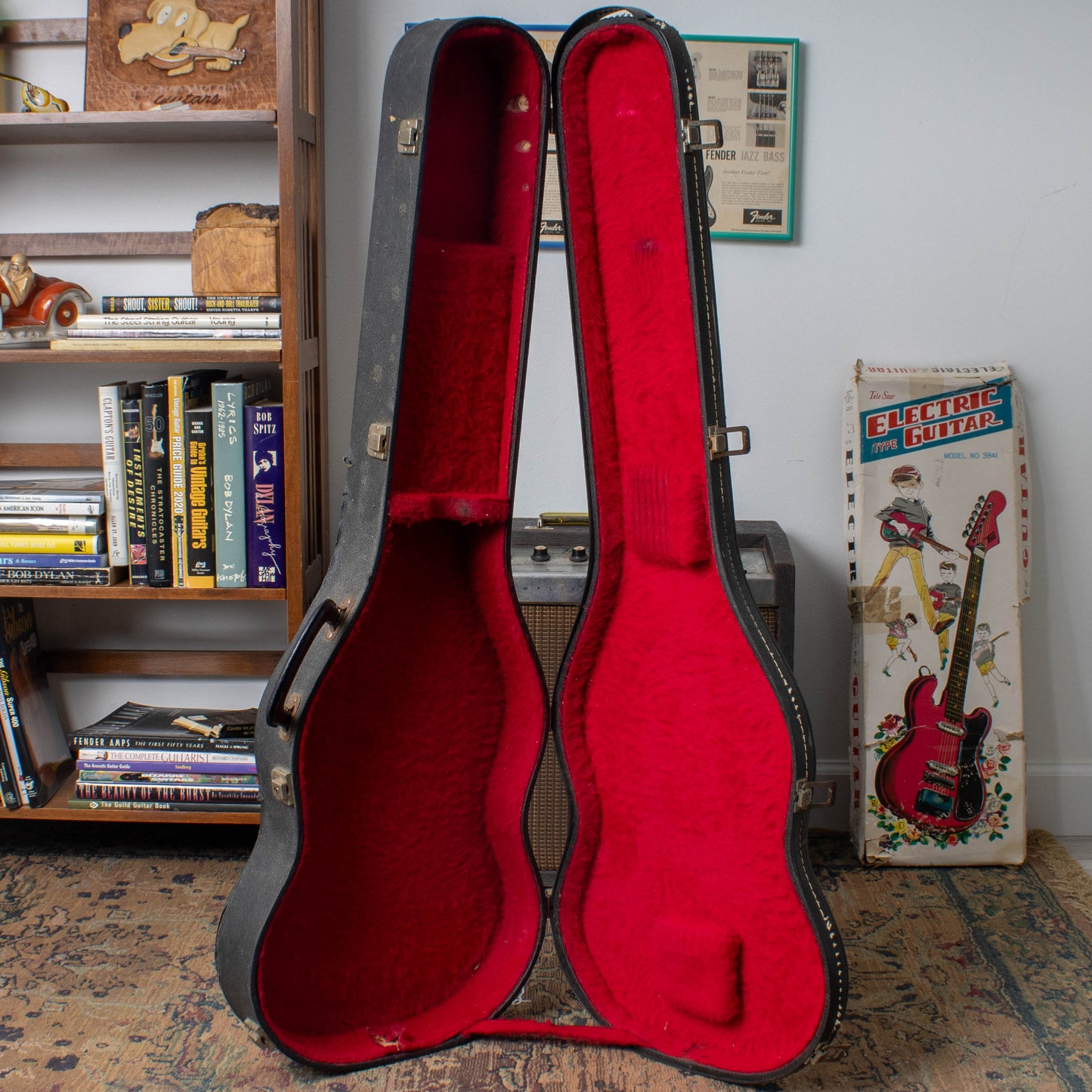 Vintage 1970s Gibson SG Case