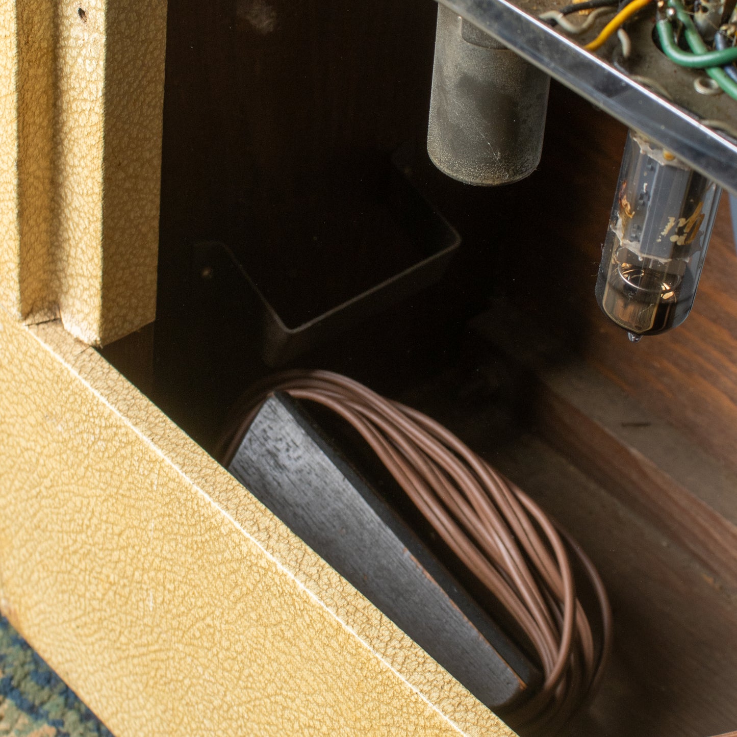 1961 Gibson Discoverer Tremolo (GA-8T)