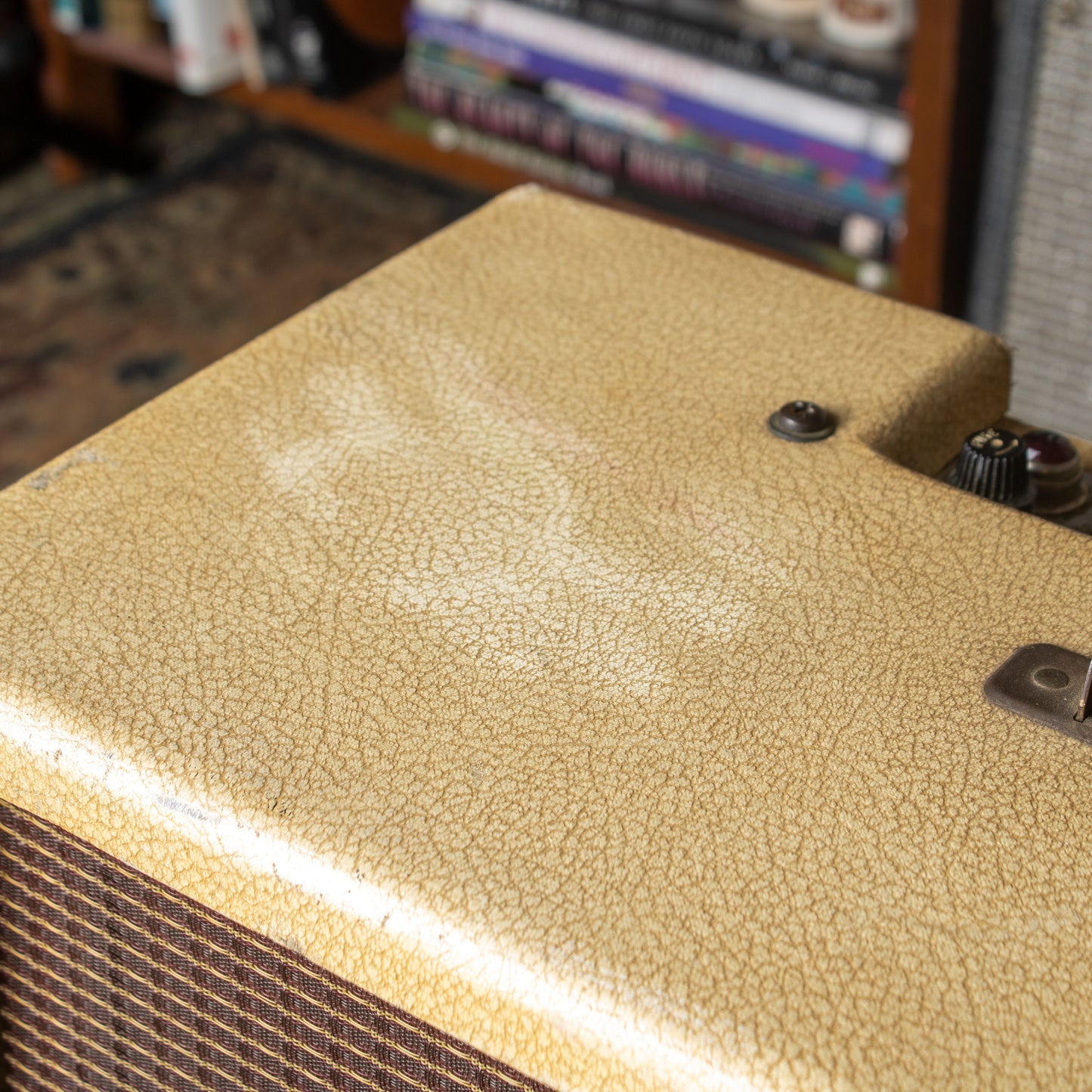 1961 Gibson Discoverer Tremolo (GA-8T)