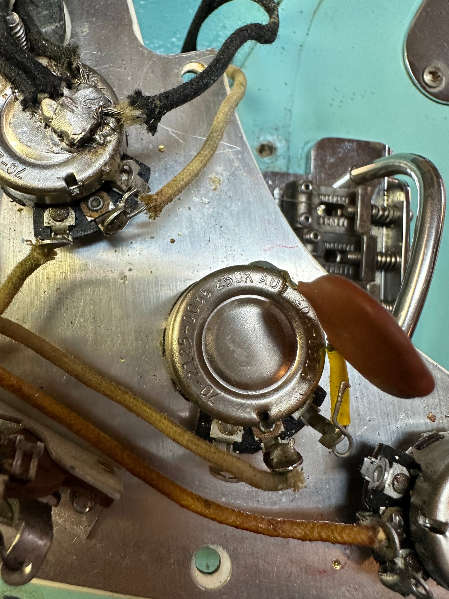 1965 Fender Stratocaster – Refin by Cesar Diaz
