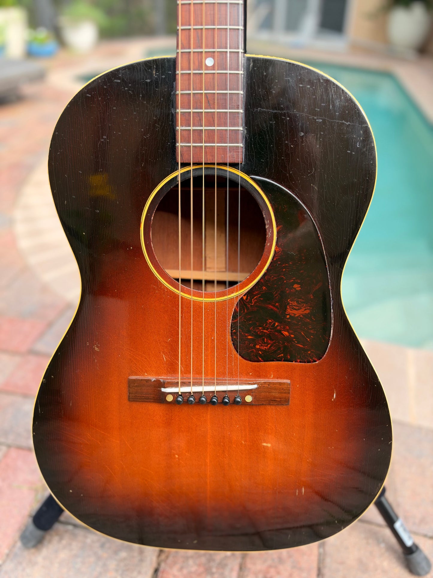1949 Gibson LG-2