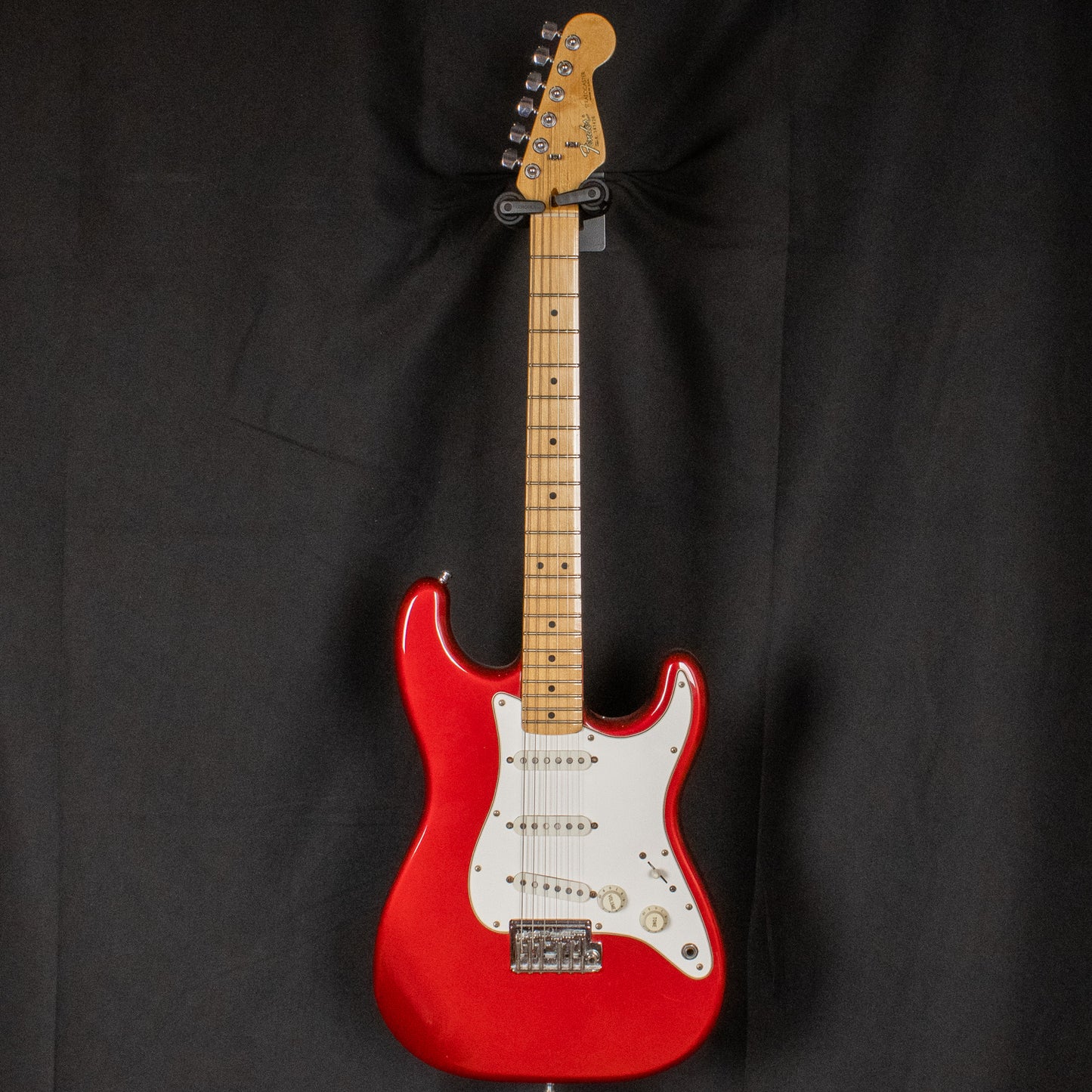 1983 Fender Stratocaster - Candy Apple Red