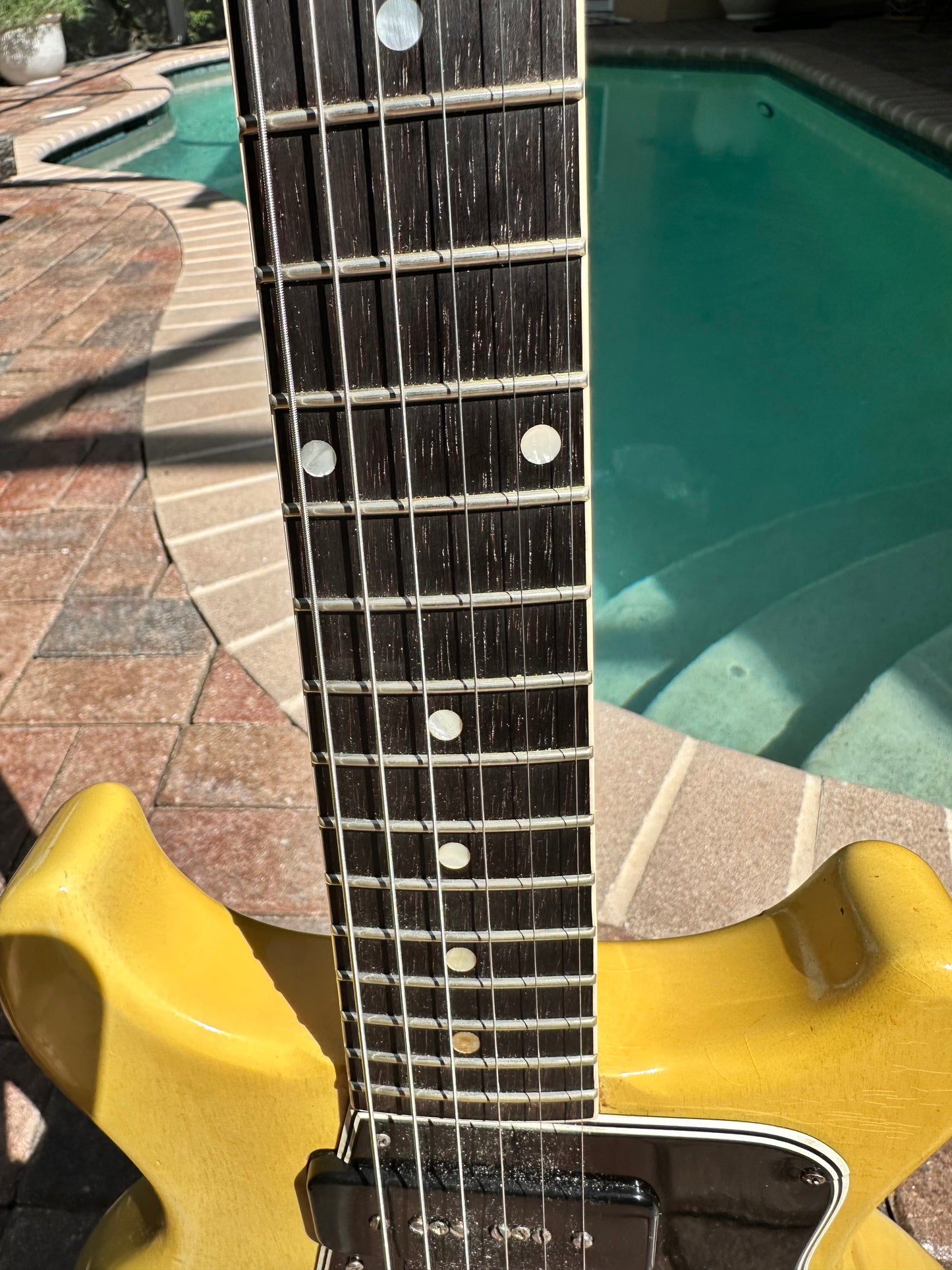 1960 Gibson Les Paul Special – TV Yellow
