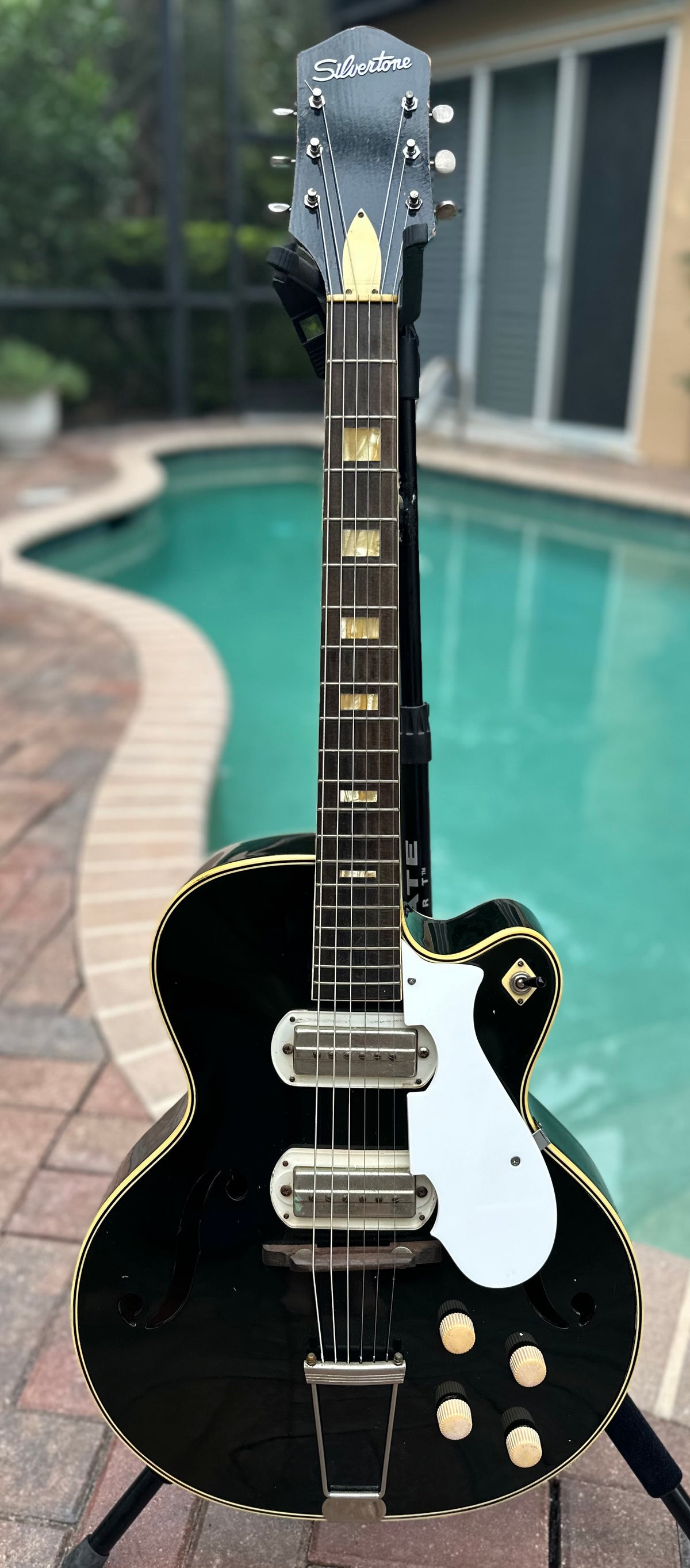 1958 Silvertone H63 Espanada
