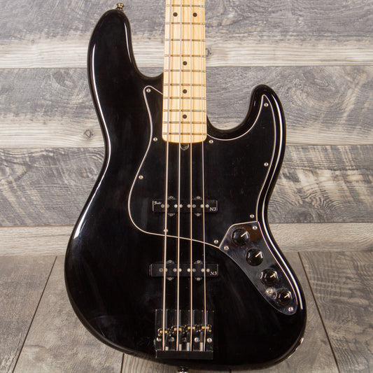 2011 Fender American Special Jazz Bass