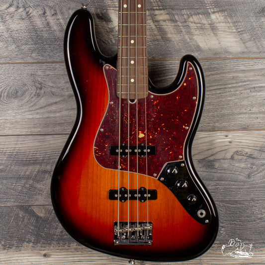 2015 Fender American Standard Jazz Bass
