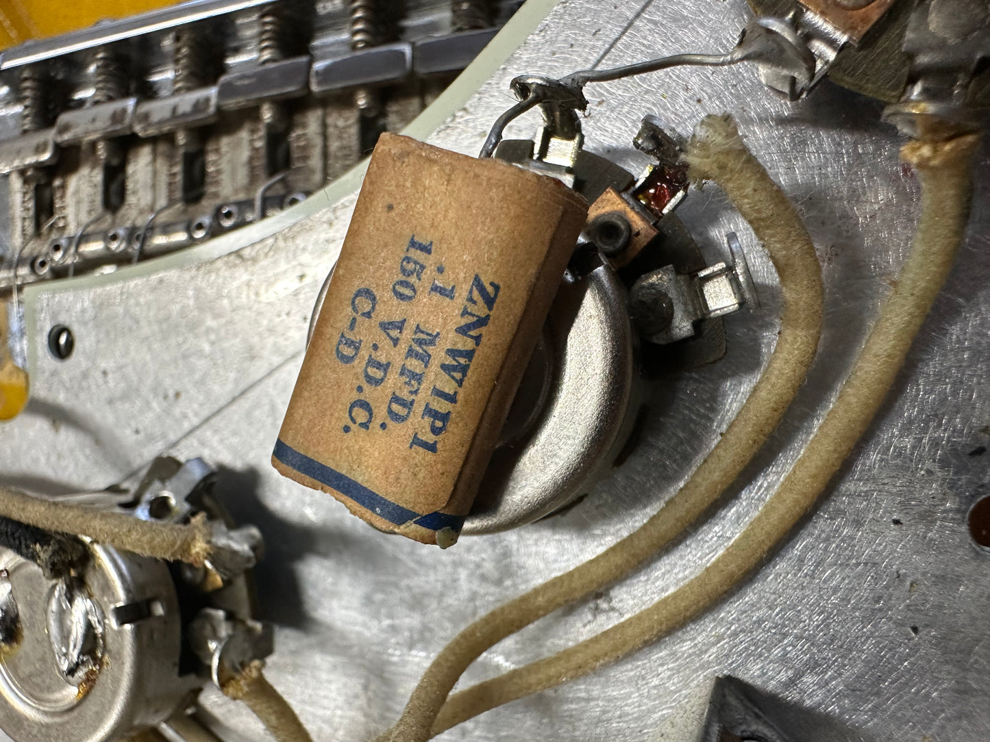 1960 Fender Stratocaster – Mint Green Pickguard