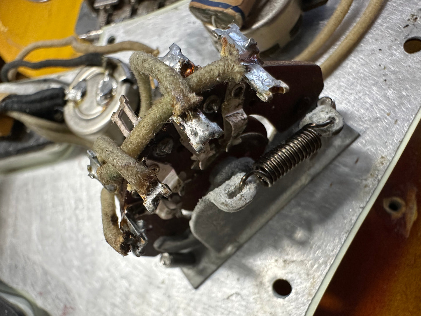 1960 Fender Stratocaster – Mint Green Pickguard