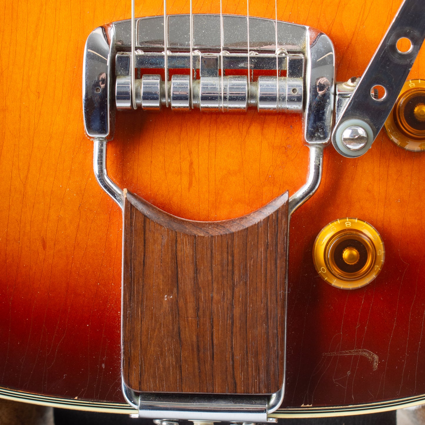 1964 Harmony Silvertone H1454