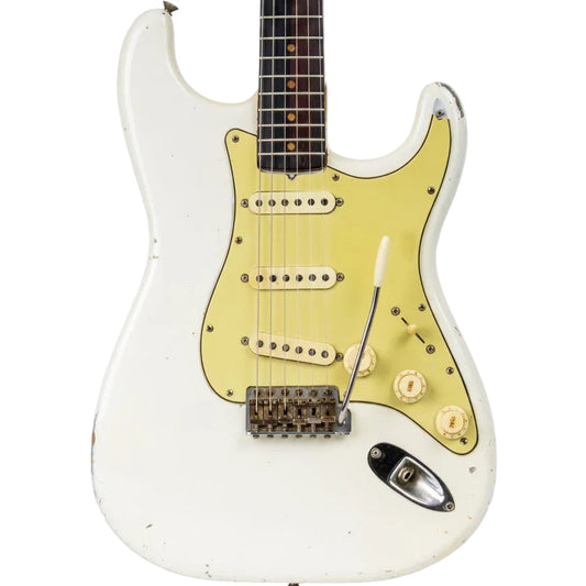 1963 Fender Stratocaster – Body Refin