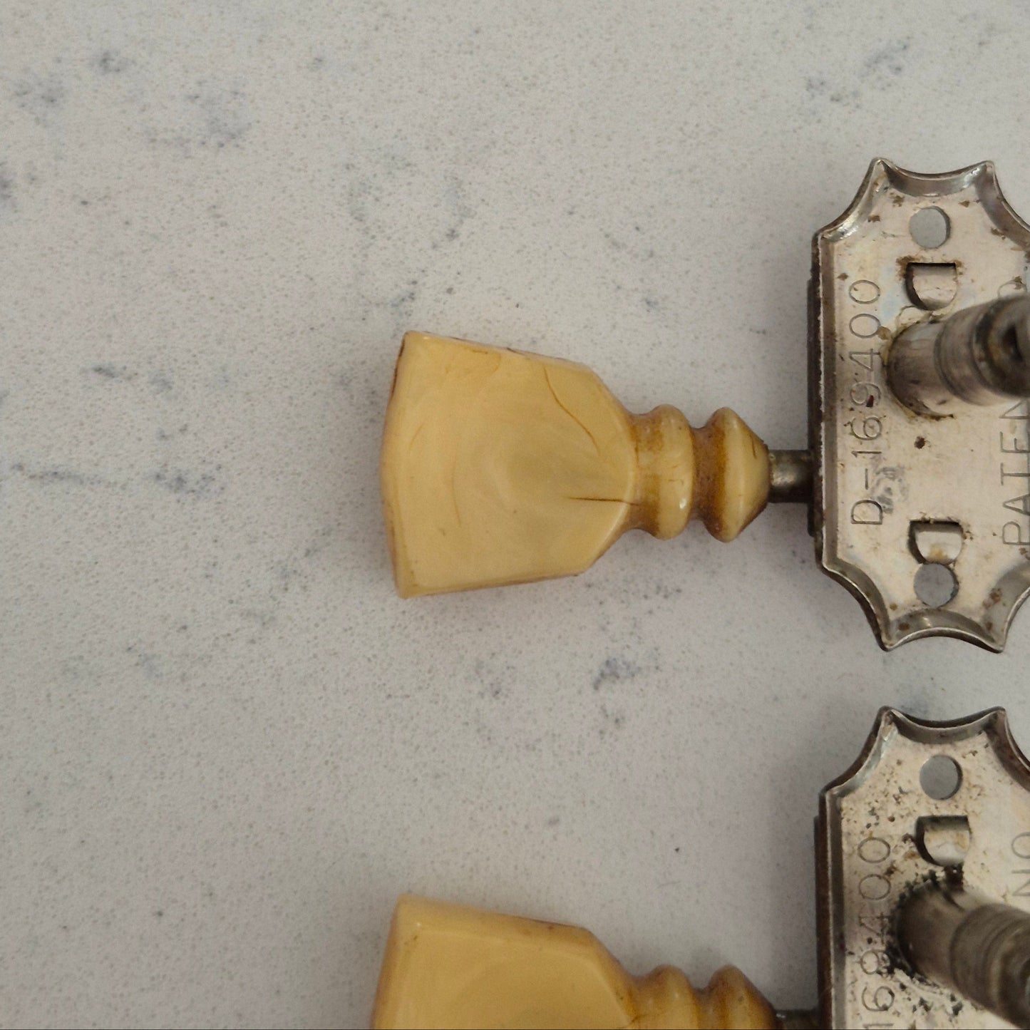 1964 - 1969 Kluson Deluxe Tuners