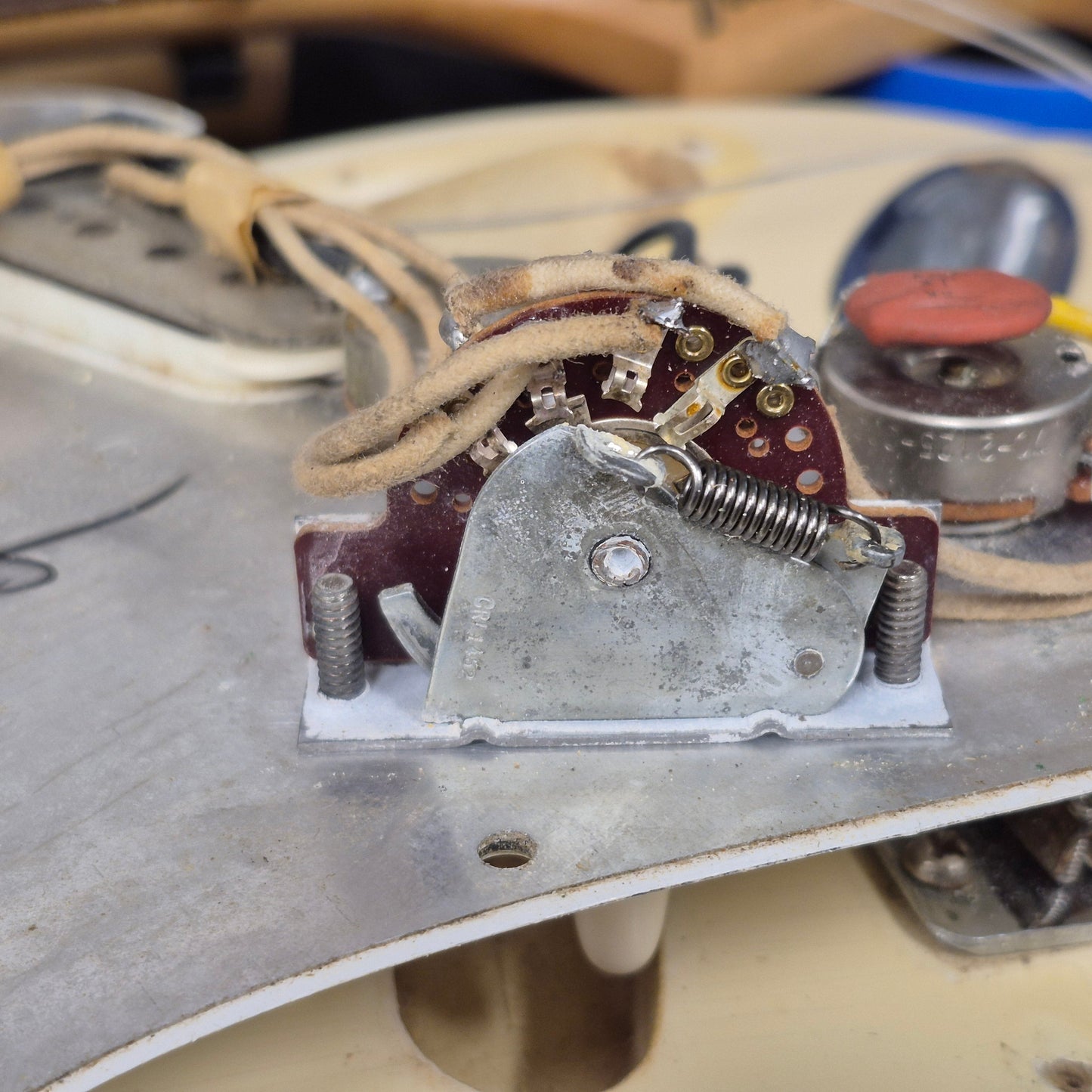 1965 Fender Stratocaster - Original Olympic White