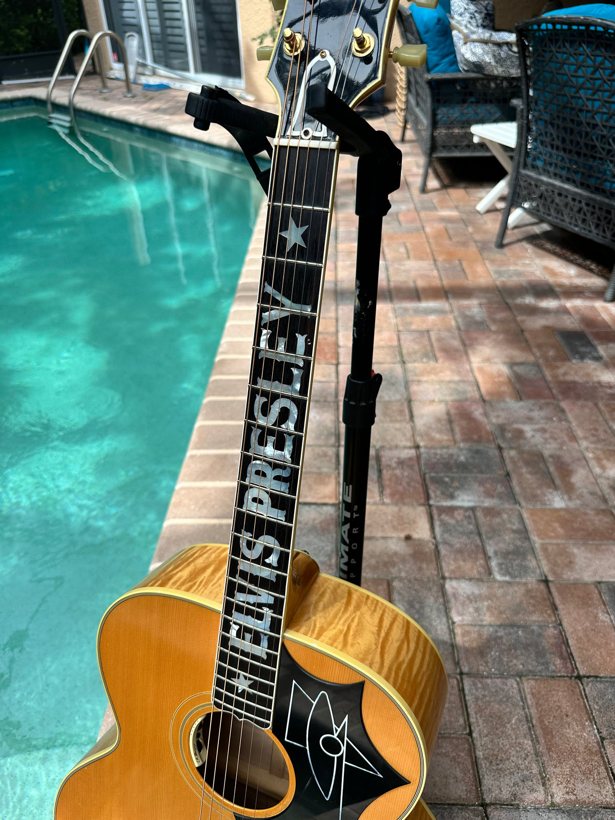 1997 Gibson Elvis Presley SJ-200 – #139/250