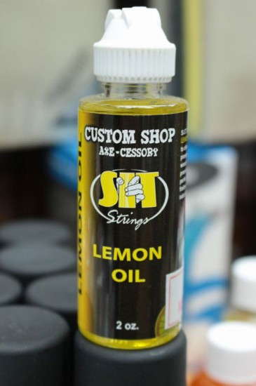S.I.T Lemon Oil