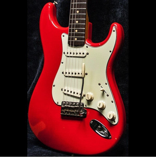 1960 Fender Stratocaster, Fiesta Red - Garrett Park Guitars
 - 3