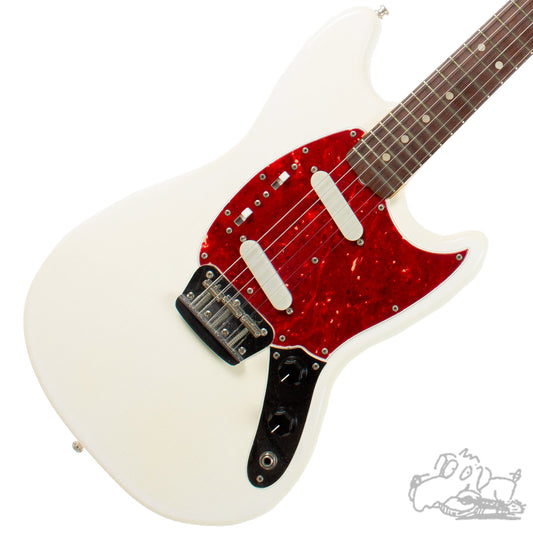 1966 Fender Duosonic II in Olympic White