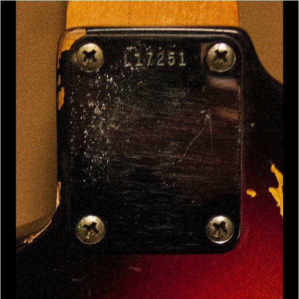 1963 FENDER STRATOCASTER, SUNBURST - Garrett Park Guitars
 - 7