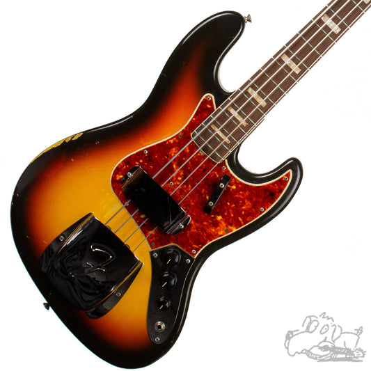 1966 Fender Jazz Bass in Sunburst