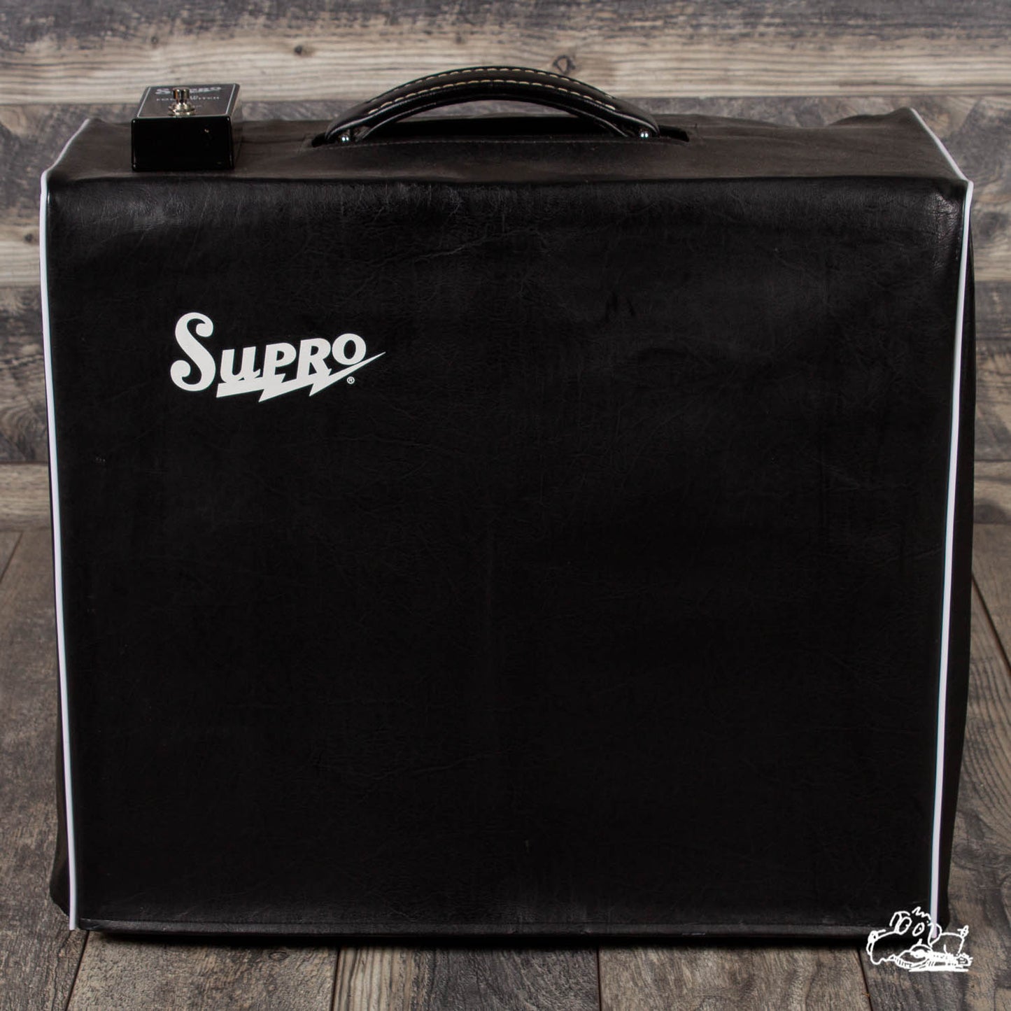 Supro 1695T Black Magick Amp w/ Cover and Footswitch