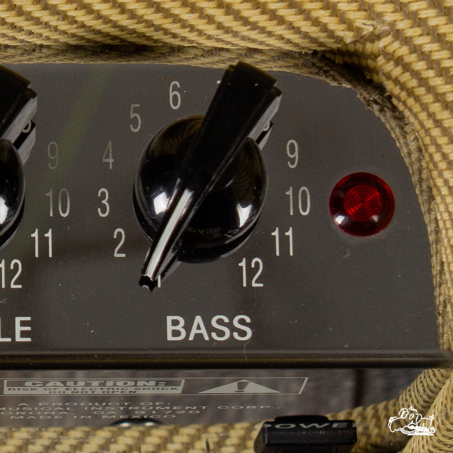 Fender Tweed Bronco Amp-15 Watts Solid State