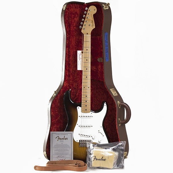 2004 Fender Custom Shop 50th Anniversary '54 Reissue Masterbuilt - Garrett Park Guitars
 - 9