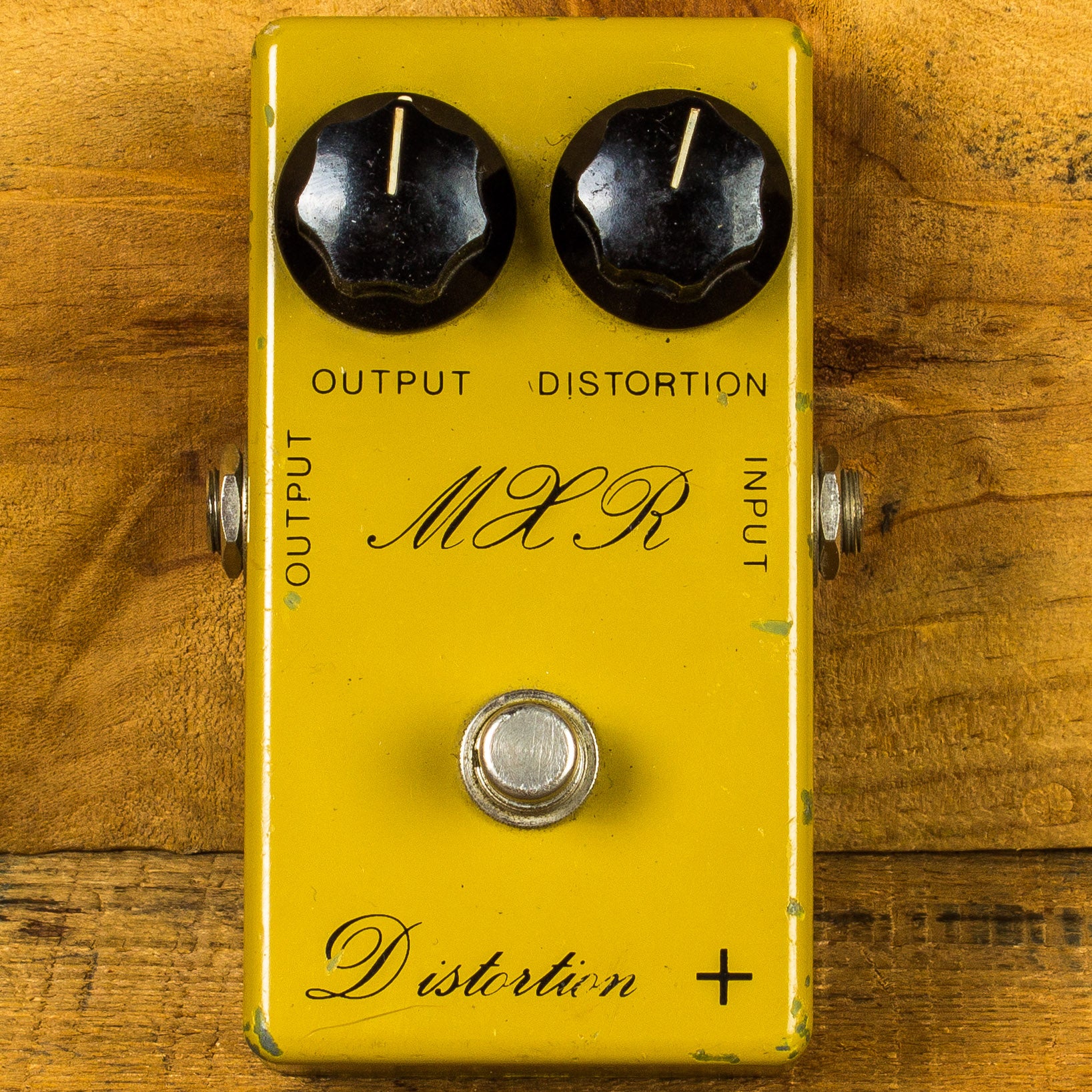 MXR distortion +  1975年　スクリプトロゴBUDboxではありません
