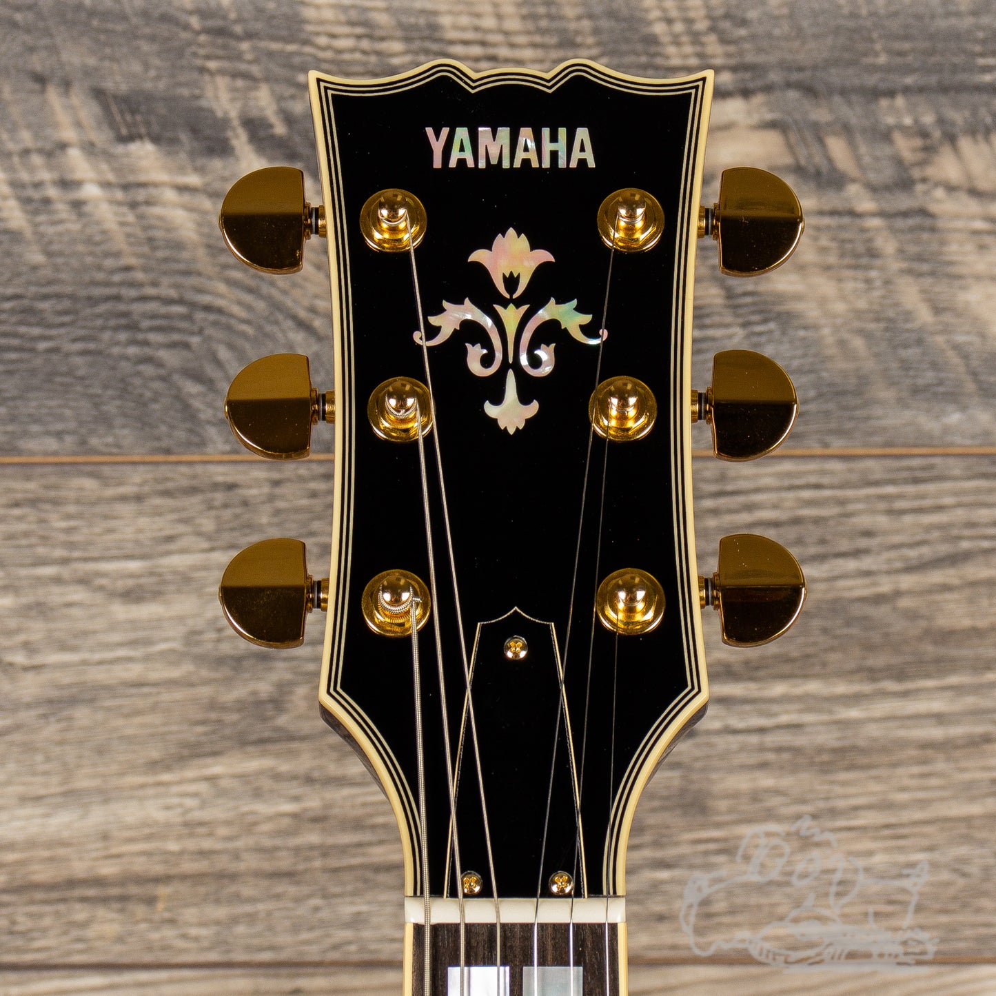 Yamaha SA2200 Semi-Hollow Electric Guitar - Demo Model