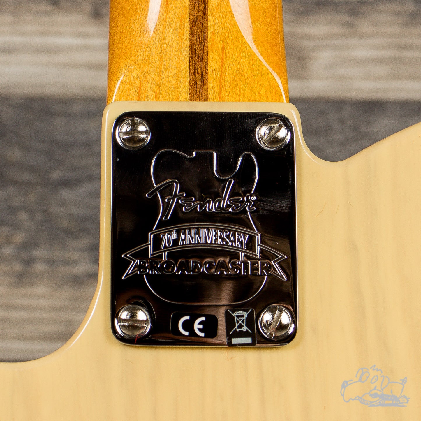 2020 Fender 70th Anniversary Broadcaster®, Maple Fingerboard, Blackguard Blonde