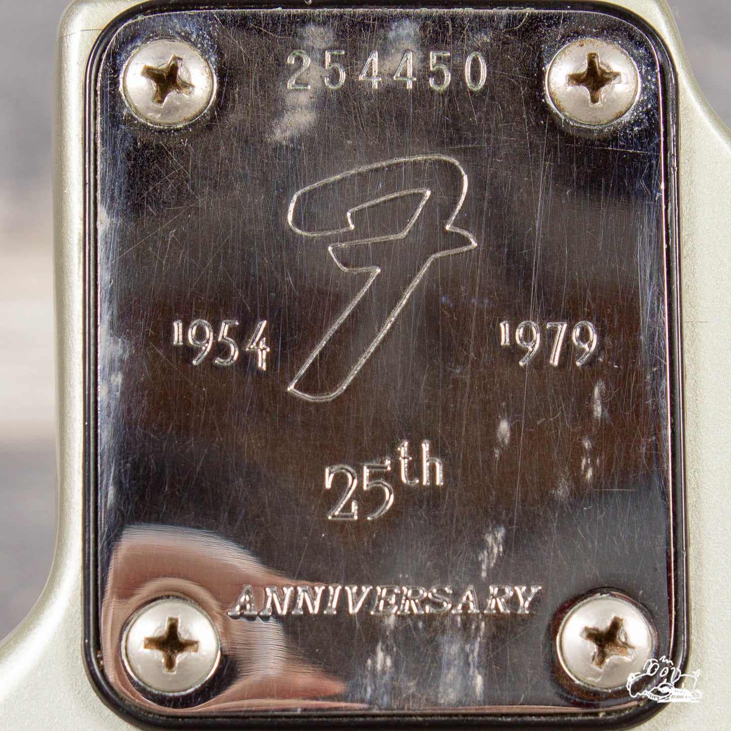 1979 Fender Stratocaster - 25th Anniversary Silver
