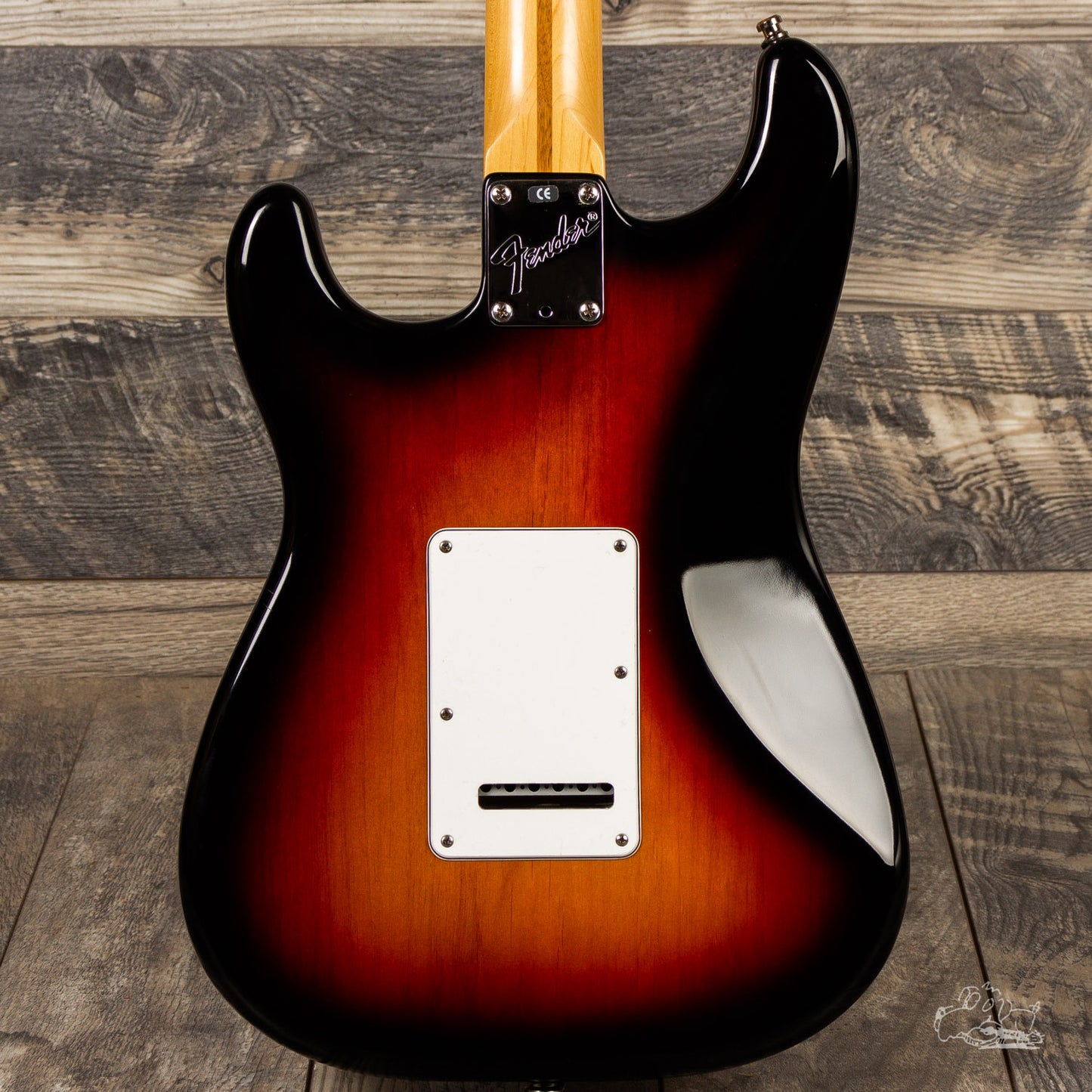 1998/1999 Fender American Standard Stratocaster w/ Deluxe Molded Case - Near Mint!