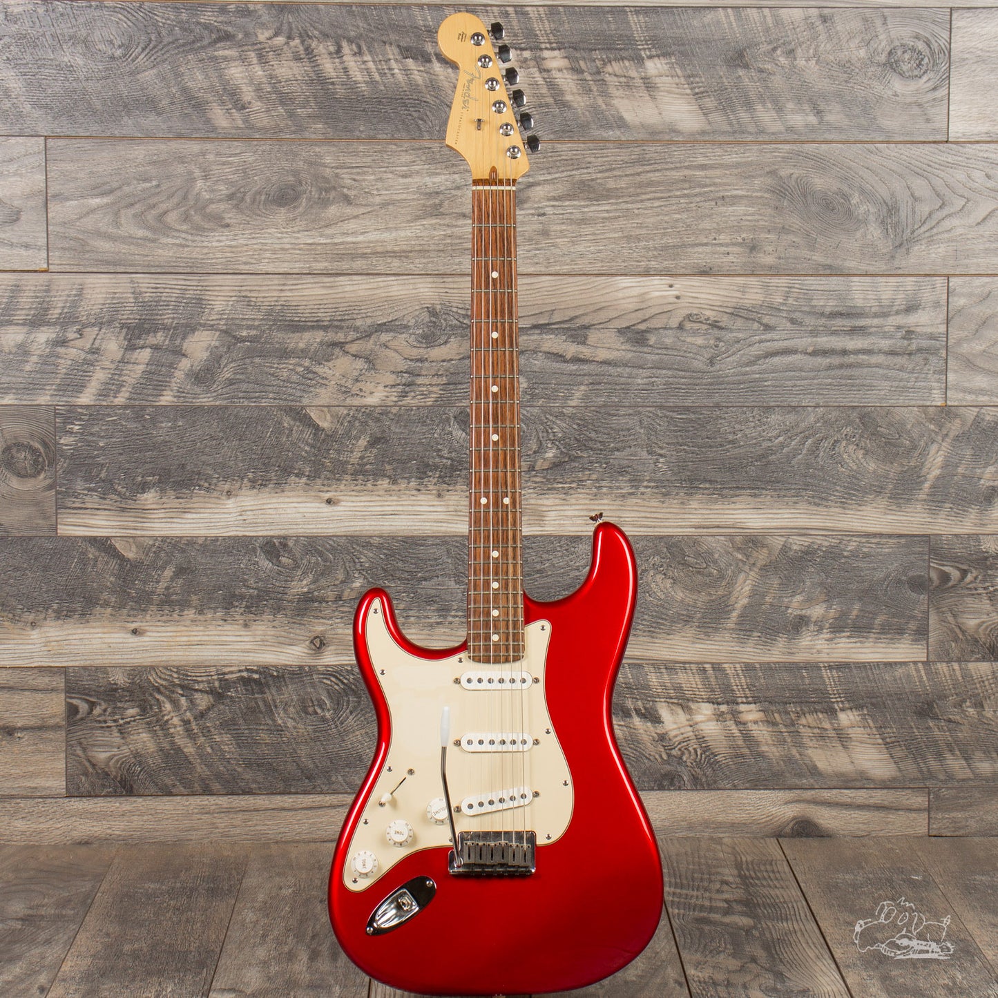 2004 Fender American Standard Stratocaster, Lefty, Candy Apple Red