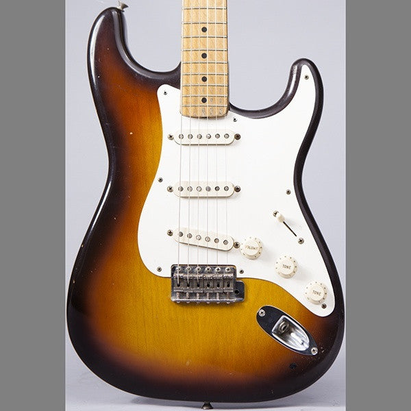 1958 Fender Stratocaster, 3-Tone Sunburst – Garrett Park Guitars