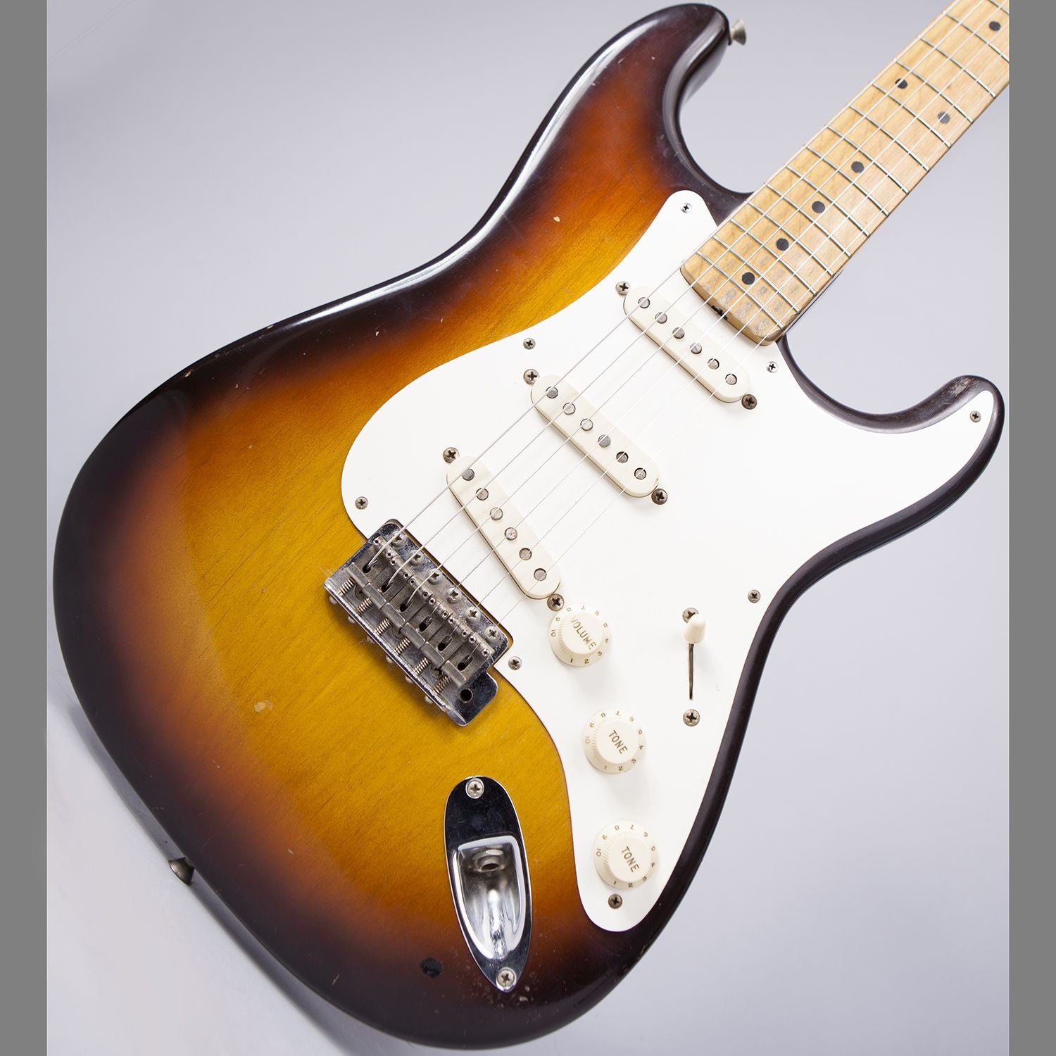 1958 Fender Stratocaster, 3-Tone Sunburst - Garrett Park Guitars
 - 1