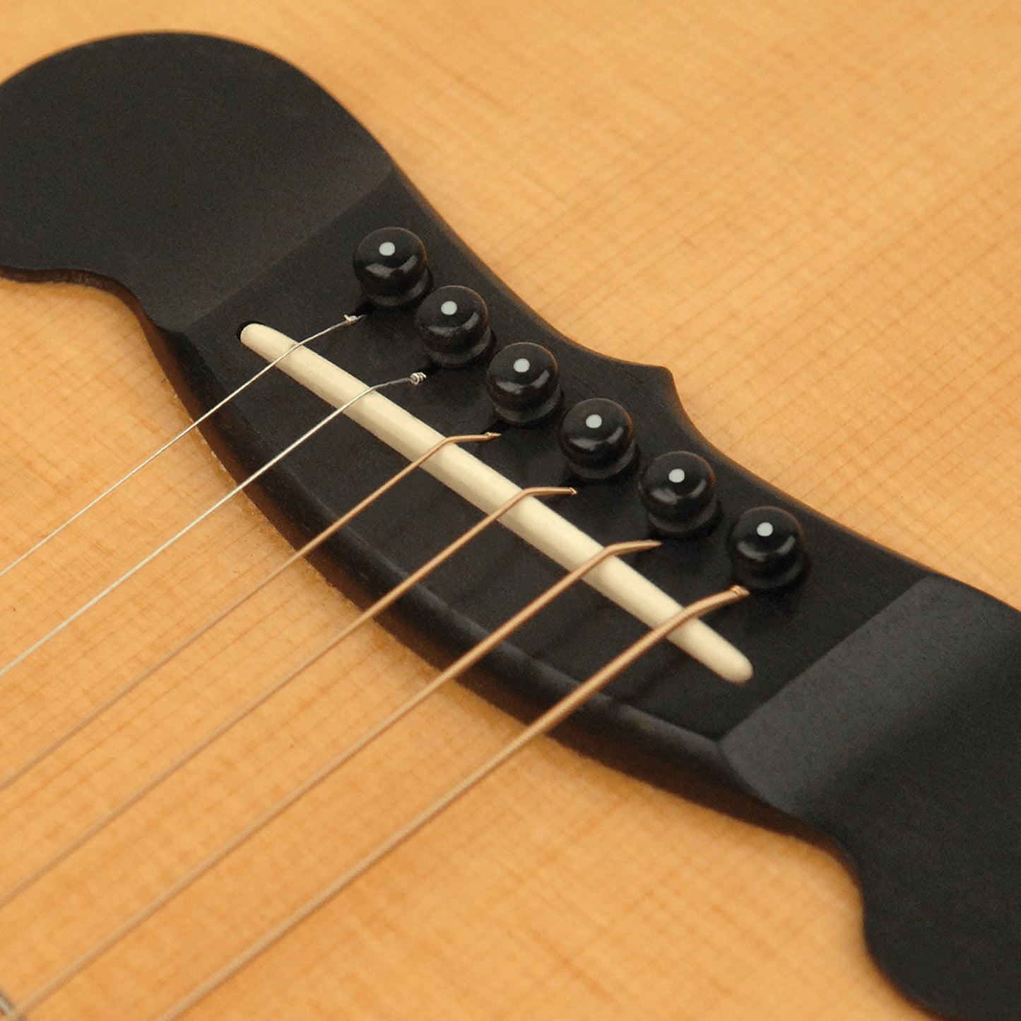 D'Addario Planet Waves Plastic Bridge & End Pins For Acoustic Guitar - Black w/ Ivory Dot